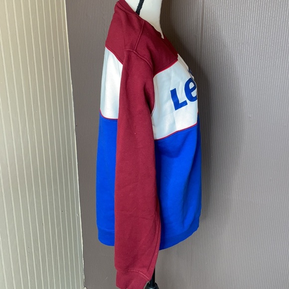 Levi’s sweatshirt vintage style size xlarge red/blue/white - Picture 2 of 6